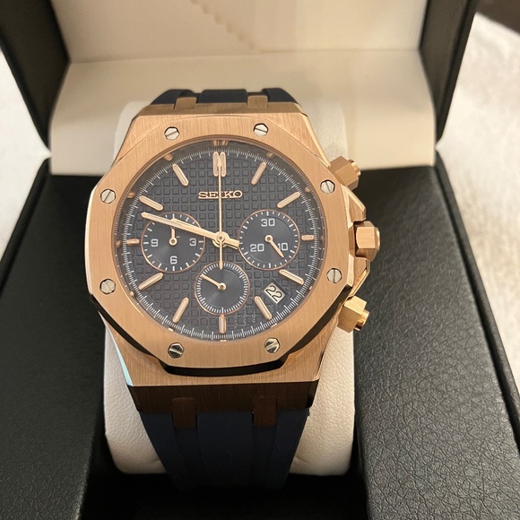 Mens Watch - Picture 1 of 5